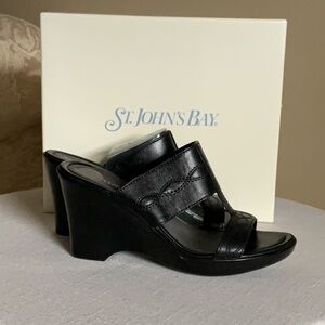 New with Box Black Size 6.5 St. John’s Bay 3 inch heels